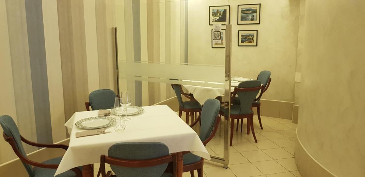 Pension Elisardo Noia Bagian luar foto